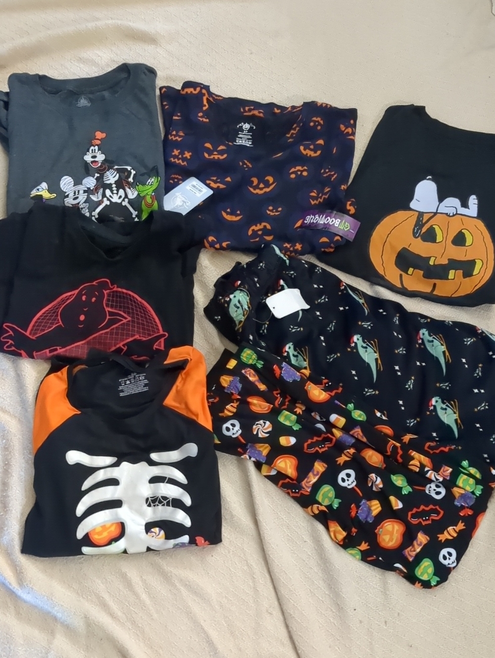 Women's Small Halloween Tee & Pajama Bundle